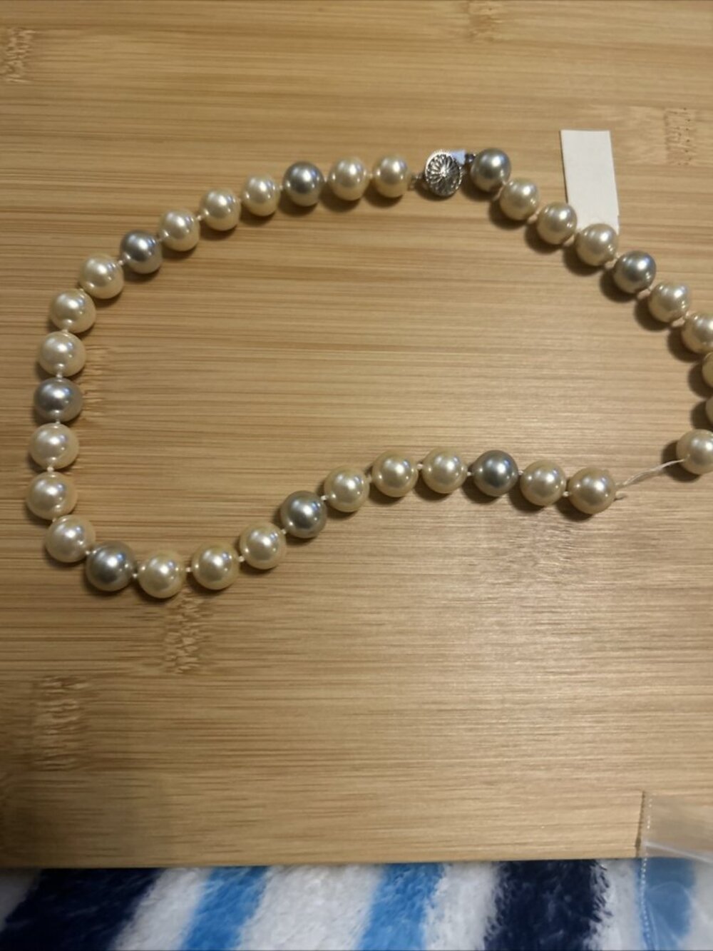 Vintage Isla Mallorca 12mm Glass Pearl Necklace 18" White Gray As-Is Repair DIY - Picture 16 of 16